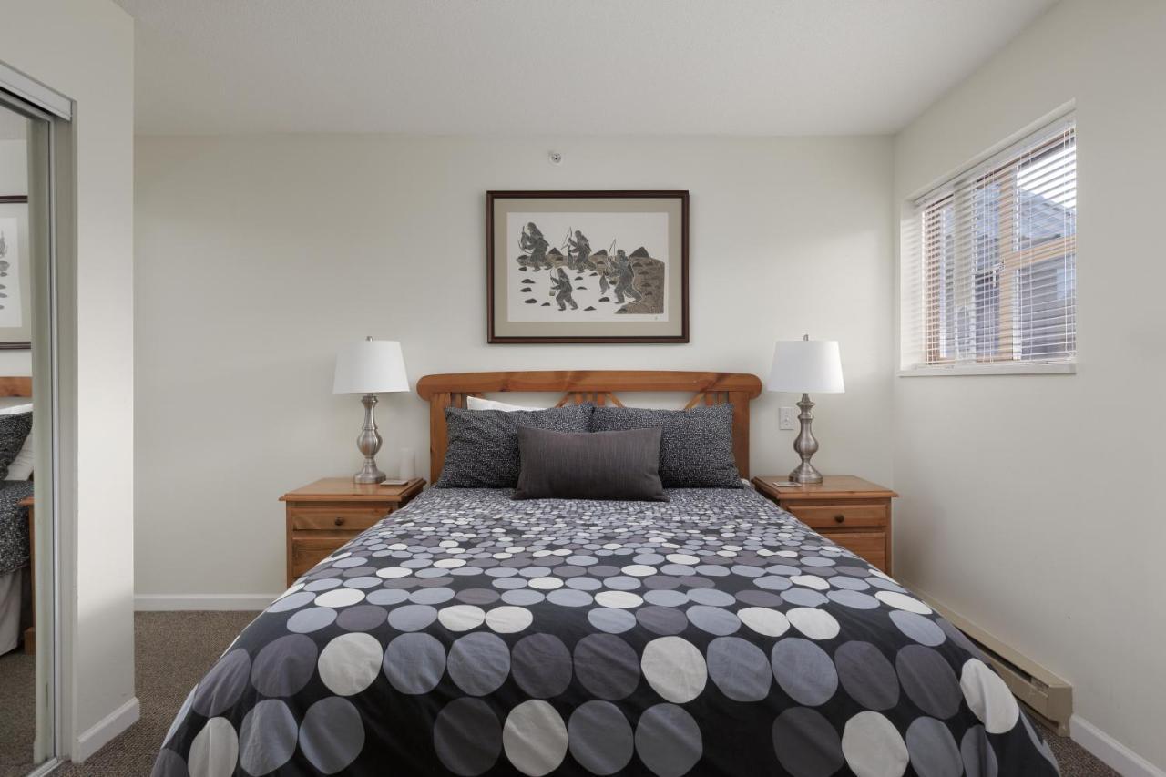 Tyndall Stone Lodge By Cozystay Signature Whistler Buitenkant foto