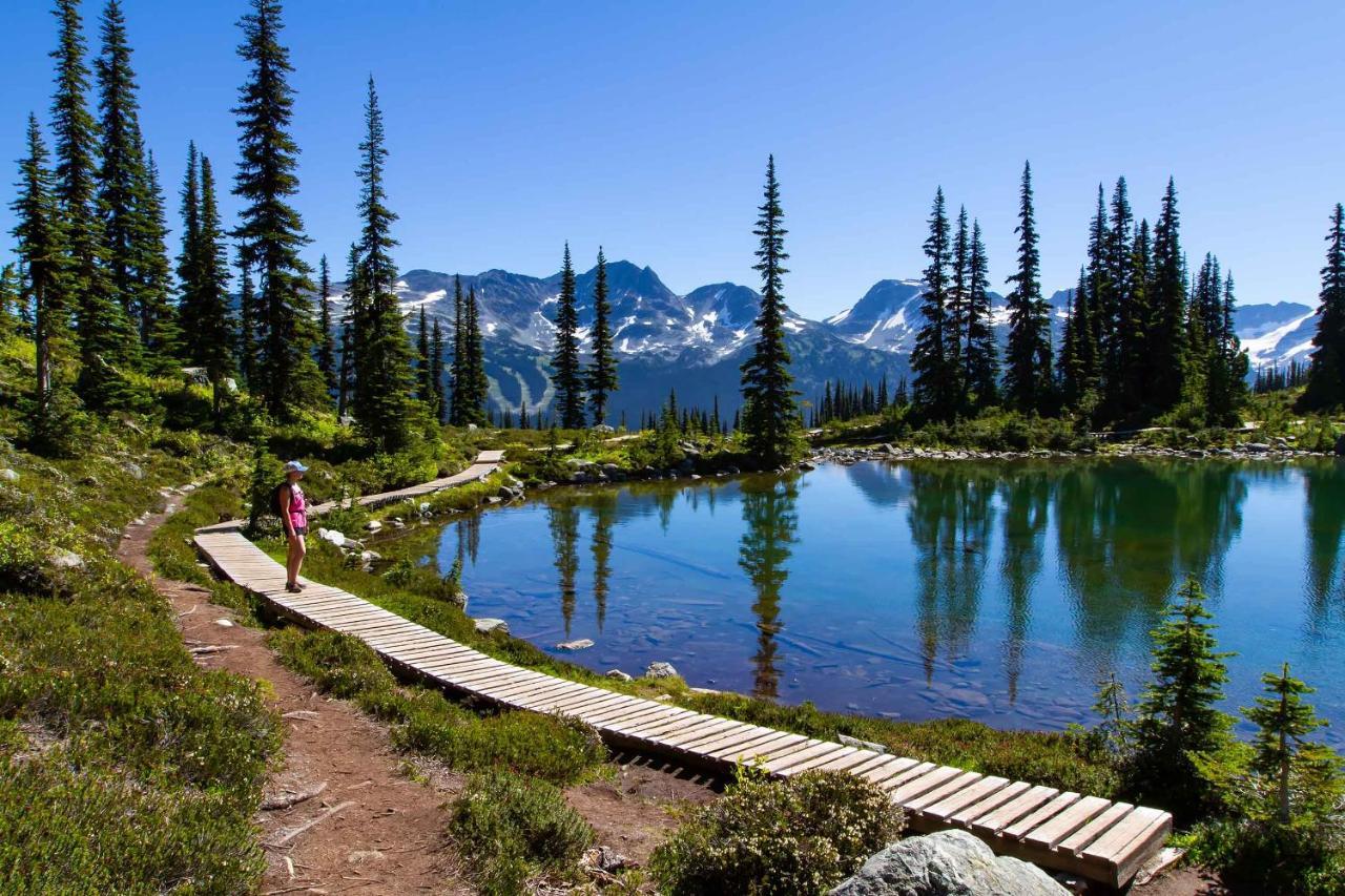Tyndall Stone Lodge By Cozystay Signature Whistler Buitenkant foto