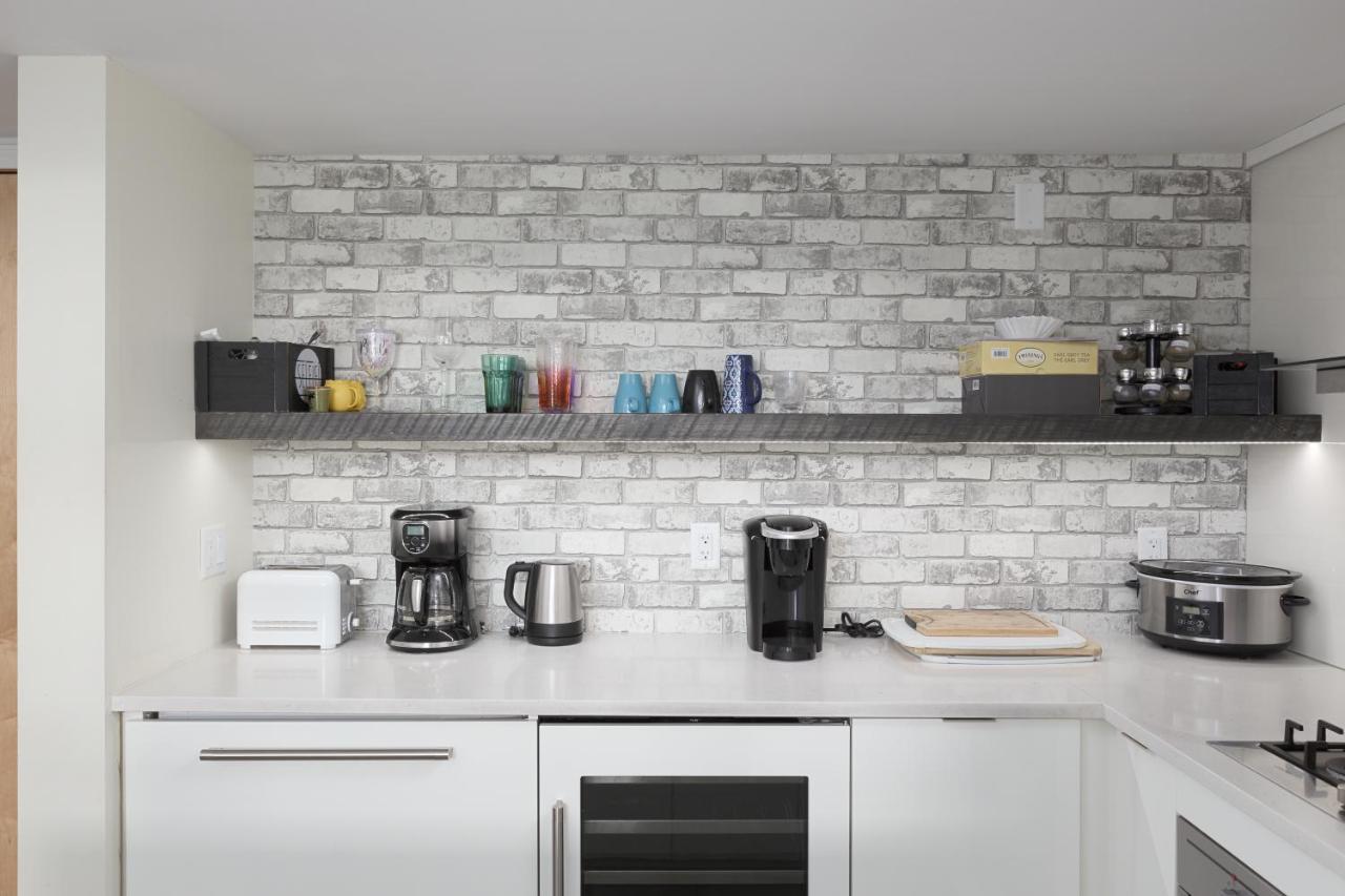 Tyndall Stone Lodge By Cozystay Signature Whistler Buitenkant foto